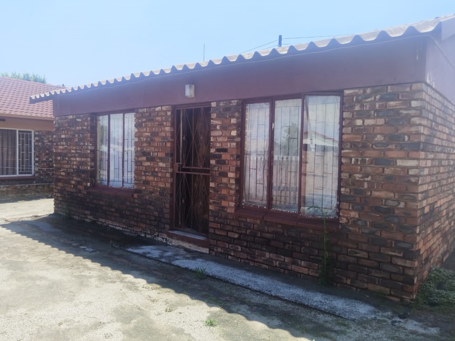 2 Bedroom Property for Sale in Boitekong North West